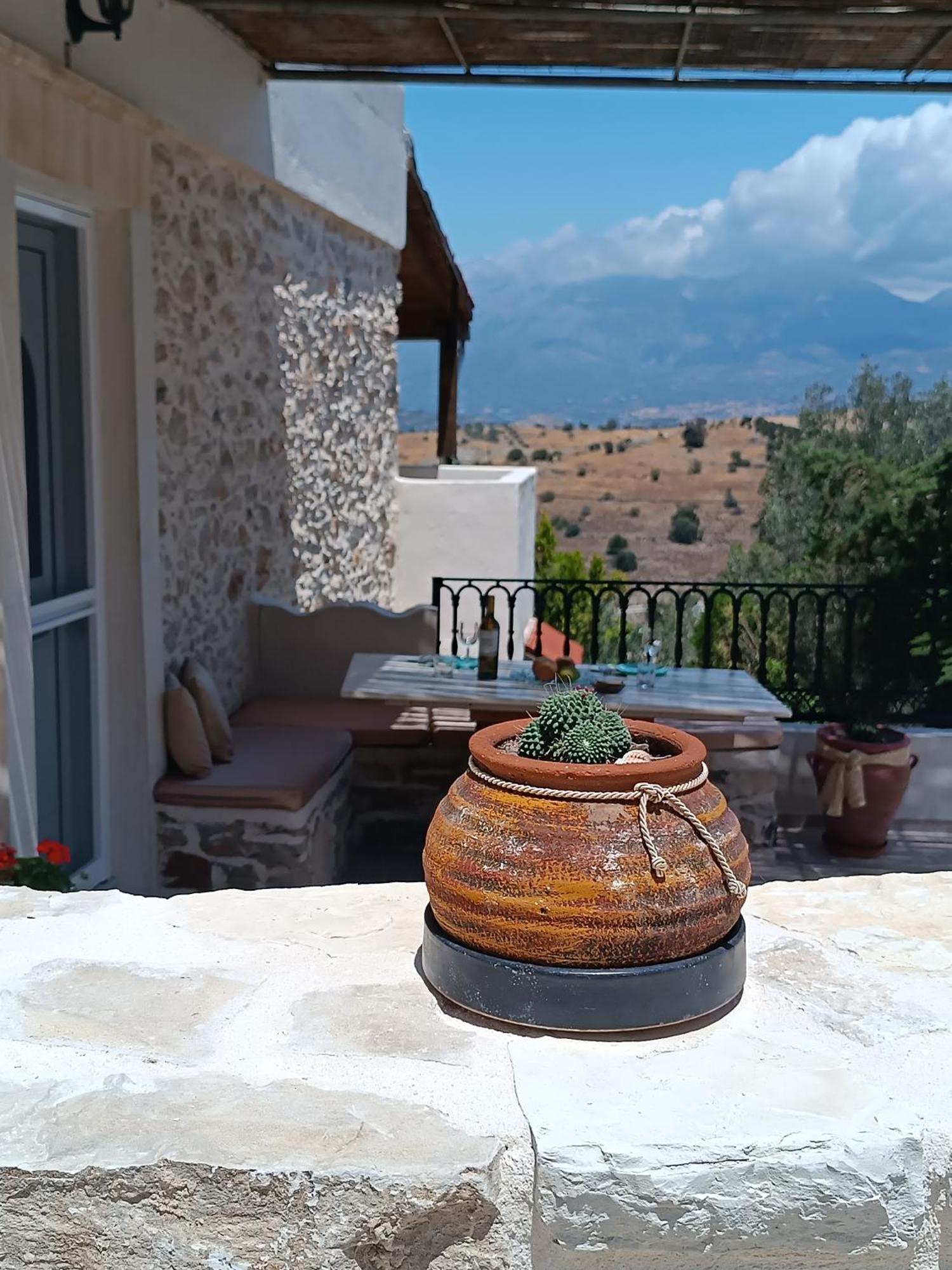 Eirini'S Traditional House Lístaros المظهر الخارجي الصورة